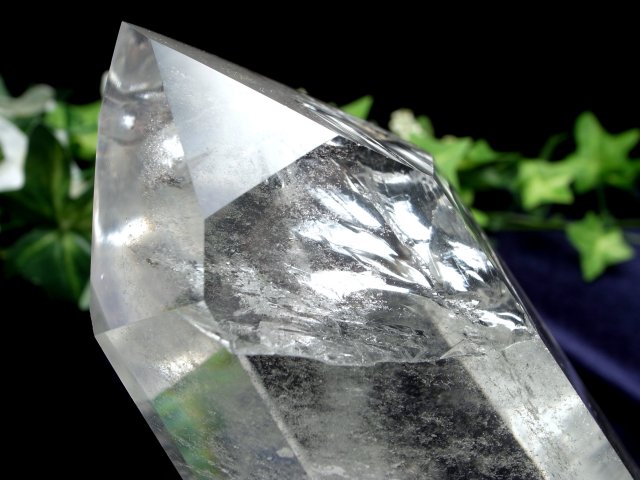 虹入り！超希少レムリアンシード贅沢使用！つやつやポリッシュ