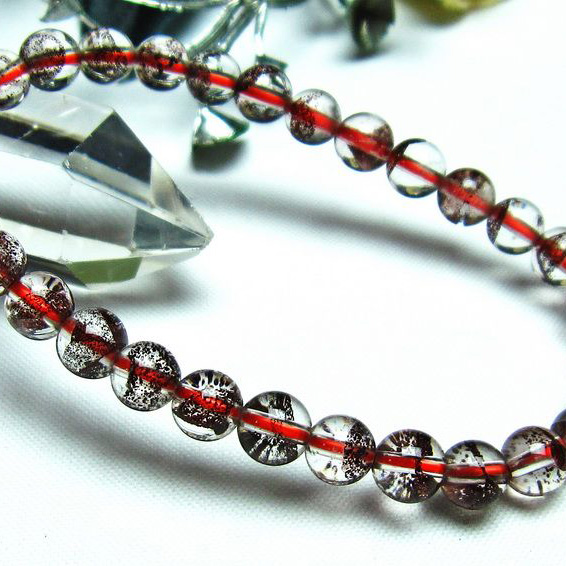 レッドファントムブレスレット」の商品一覧ページ