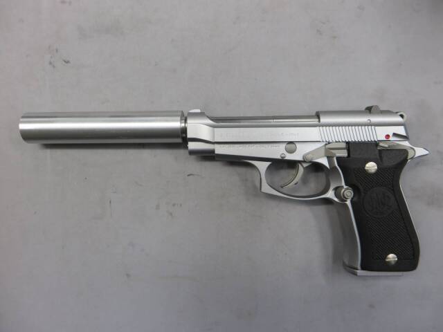 ウエスタンアームズ】ベレッタM84FS サイレンサー シルバー