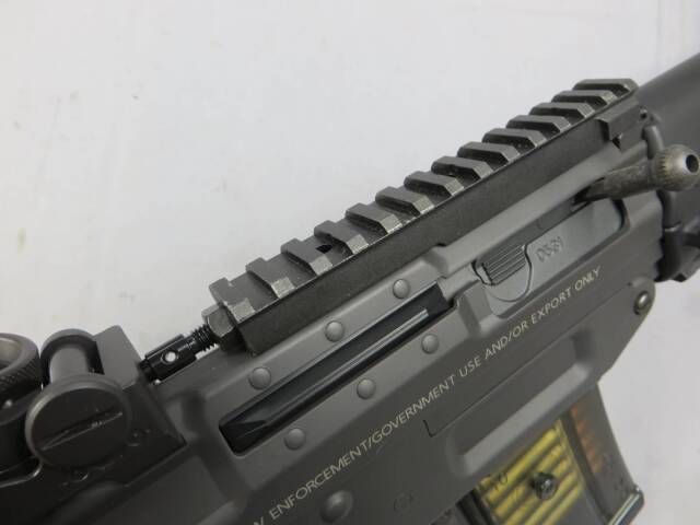 東京マルイ】SIG 552 Seals・マウント スタンダード電動ガン