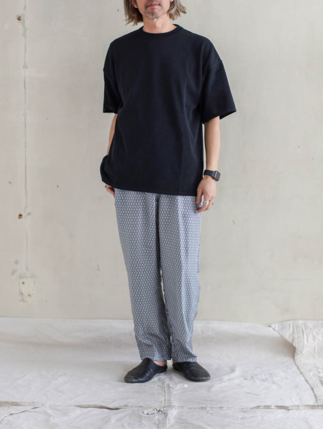 TORICI トリチ｜ツイストビックTセーター ブラック