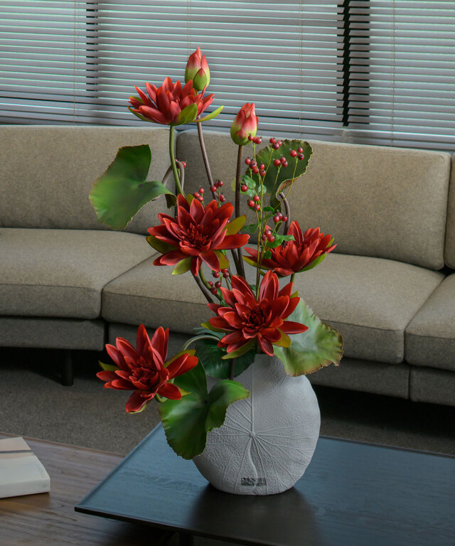 50,000円~ エミリオ・ロバ（アートフラワー）