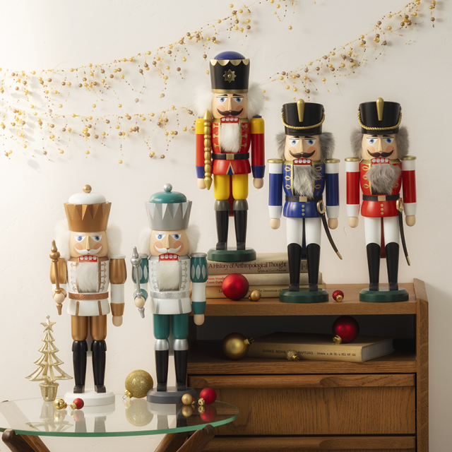 Calny〈カルニー〉 くるみ割り人形 王様 ミントグリーン