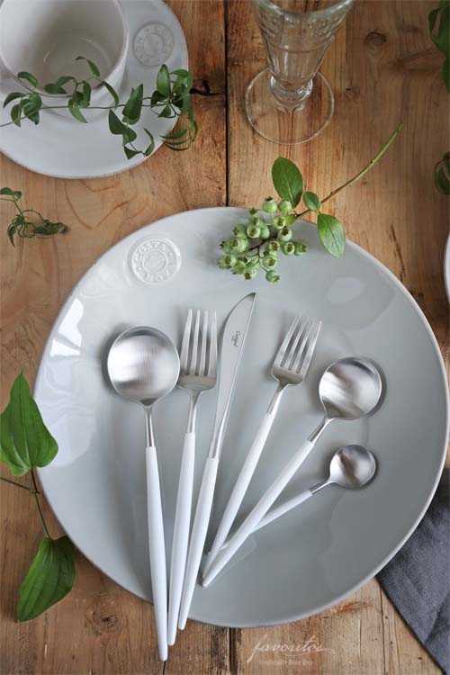 Cutipol（クチポール） ｜ GOA カトラリー ホワイト×シルバー