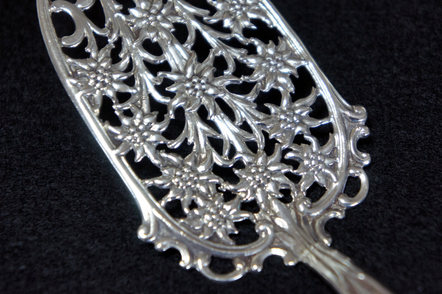 シルバー ケーキサーバー 英国アンティークとヴィンテージワインの