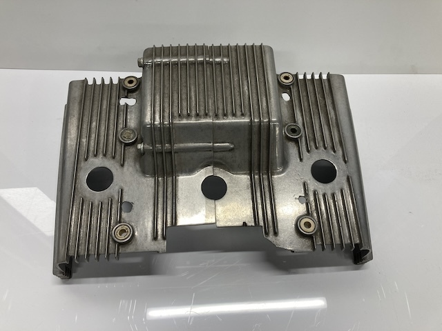 SUZUKI GT380 ラムエアカバー エンジンカバー