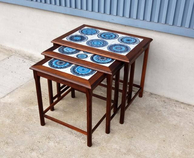 北欧ネストテーブル 青タイルトップ｜北欧ヴィンテージ家具店アンバー