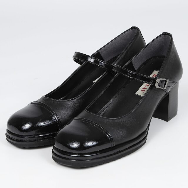 BARCLAY（バークレー）ストームストラップパンプス ブラック｜BARCLAY