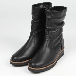 VITA NOVA（ヴィタノヴァ）ショートブーツ ブラック｜BARCLAY