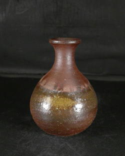 備前焼 登窯 備前焼ベテラン作家 岩本 修一 共箱付き黄ゴマ徳利1