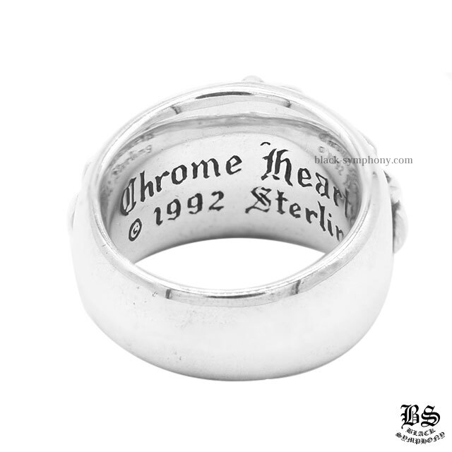 クロムハーツフローラルクロスリングwithパヴェブラックダイヤモンド