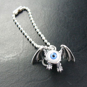 目玉コウモリ キーチェーン