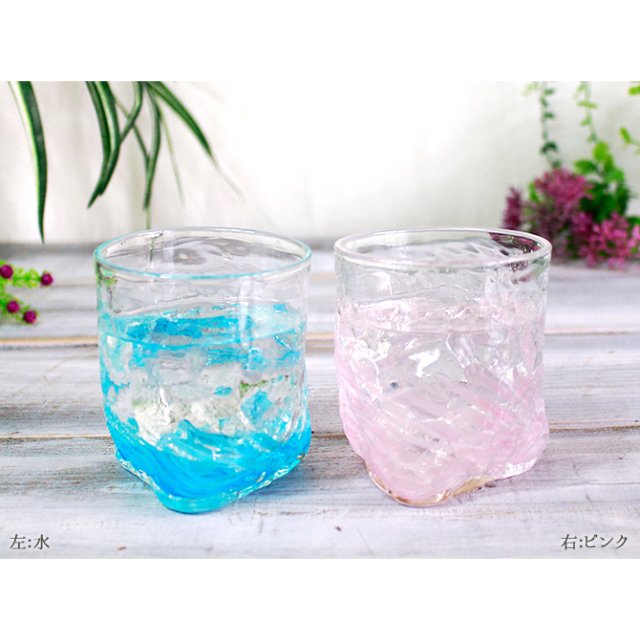 琉球ホタル石入り琉球ガラス/海蛍三角グラス