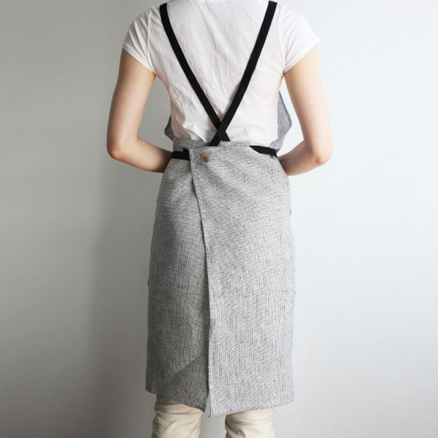 麻100％のお洒落なリネンエプロンです。プレゼントにもどうぞ☆ 天然