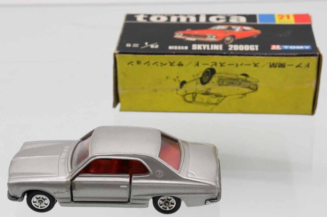 ミニカーショップ ケンボックス トミカ 黒箱☆21☆日産スカイライン