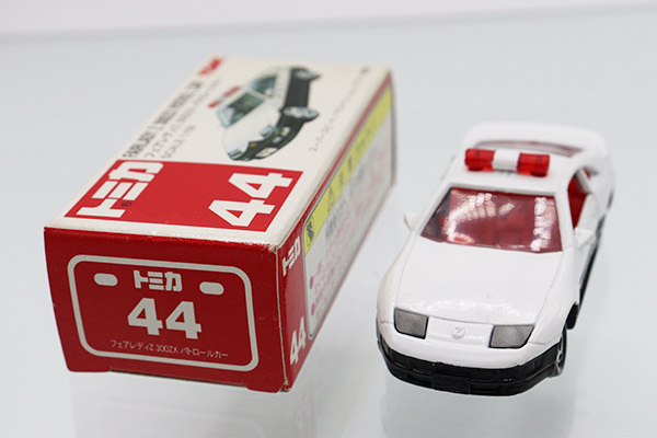 ミニカーショップ ケンボックス トミカ 赤箱☆44☆日産フェアレディZ