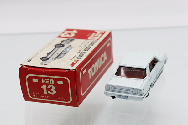 ミニカーショップ ケンボックス トミカ 赤箱(日本製)☆13☆日産