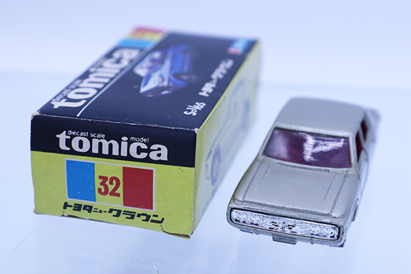 ミニカーショップ ケンボックス トミカ 黒箱☆32☆トヨタニュー