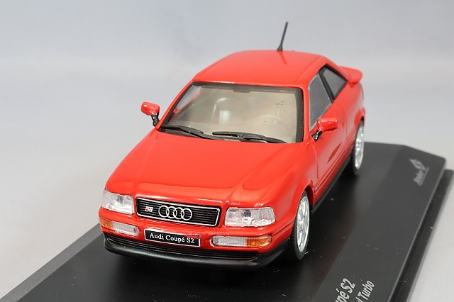 TSM 1/43 アウディ RS6 アバント タンゴレッド