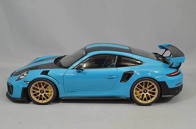 オートアート コンポジット 1/18 ポルシェ 911 (991.2) GT2 RS