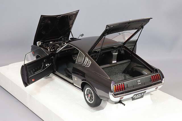 オートアート コンポジット 1/18 トヨタ セリカ リフトバック 2000GT
