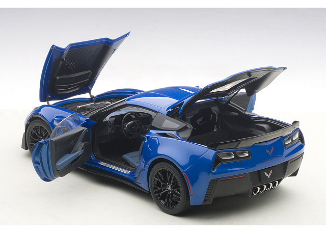オートアート コンポジット 1/18 シボレー コルベット (C7) Z06 ブルー