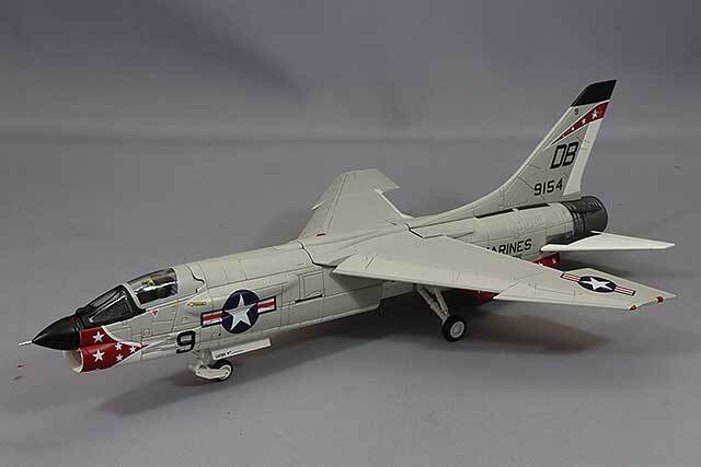 センチュリーウイングス 1/72 F-8E クルーセイダー アメリカ海兵隊 第