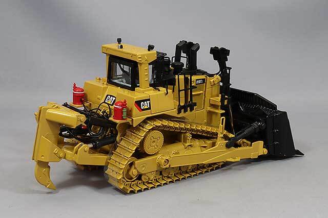 ダイキャストマスター 1/50 Cat D10T2 トラックタイプ トラクター