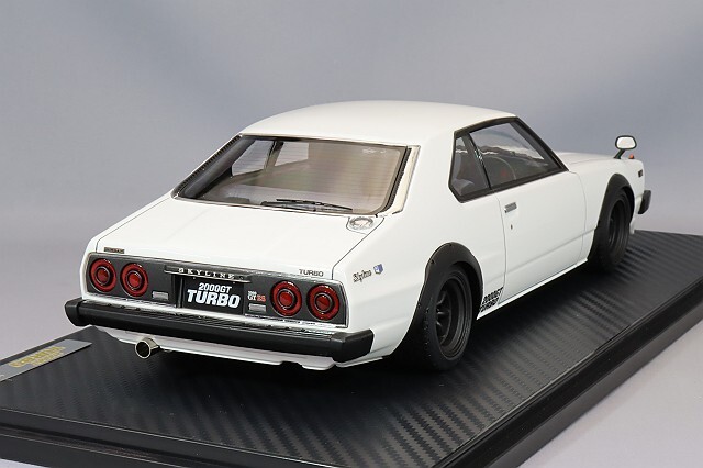 イグニッションモデル 1/18 日産 スカイライン 2000 Turbo GT-ES (C211