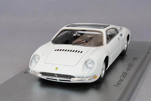 KESS 1/43 フェラーリ 365P ベルリネッタ スペシャル 3シート 1966