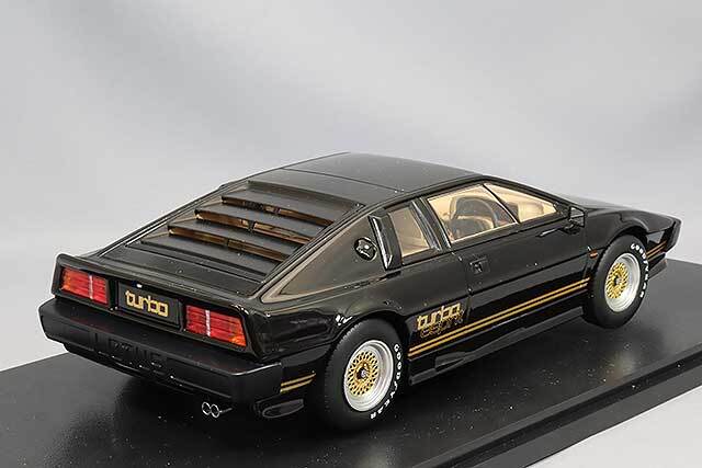 KKスケール 1/18 ロータス エスプリ ターボ 1981 ブラック/ゴールド
