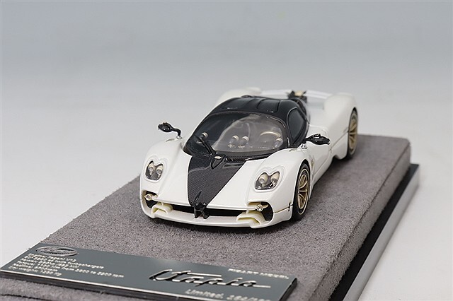 FIGART MODEL レジェンドシリーズ 1/64 パガーニ ウトピア ビアンコ