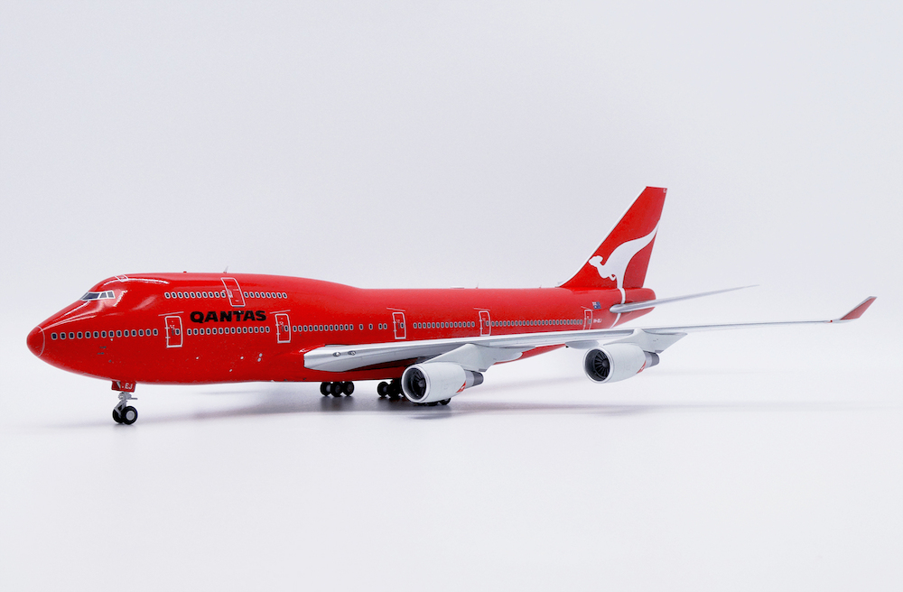 JC WINGS 1/200 (ダイキャスト製) 747-400 カンタス航空 