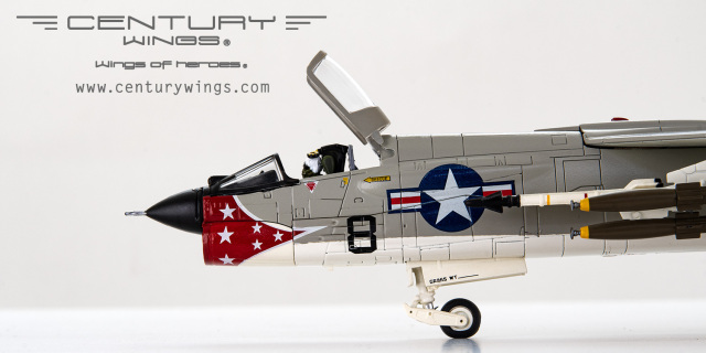 CenturyWings 1/72 (ダイキャスト製) クルーセイダー アメリカ海兵隊