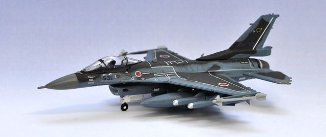Gulliver200 1/200 (ダイキャスト製) F-2A 第3航空団 (三沢基地) 第8