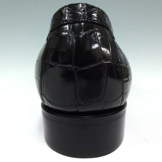 クロコダイルコインローファーシューズ