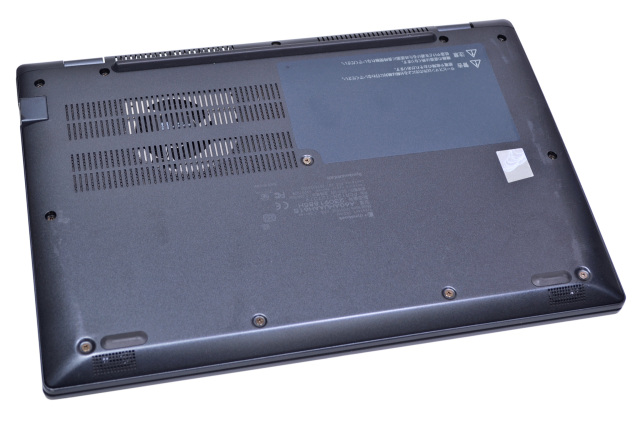 13.3型 フルHD dynabook G83/HU Core i7 1185G7 IrisXe メモリ16G M