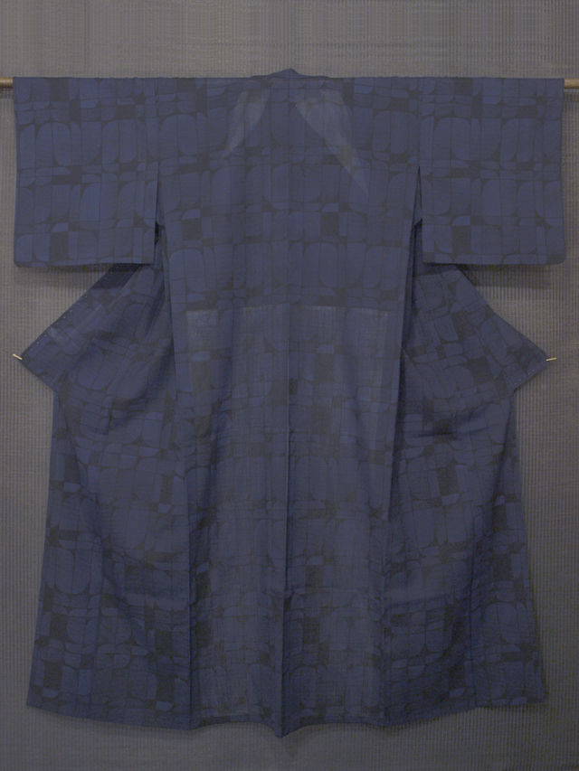帯のアトリエ花邑 hanamura 銀座店 「鉄紺色地 幾何学文 夏大島紬 紗紬