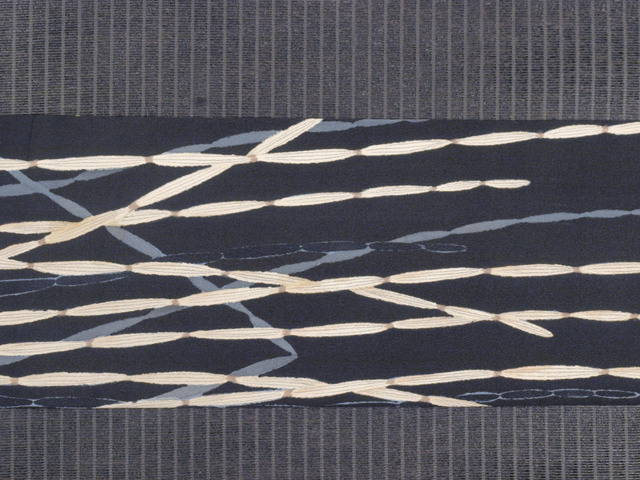 帯のアトリエ花邑 hanamura 銀座「八つ手唐草文様 型染め 名古屋帯」