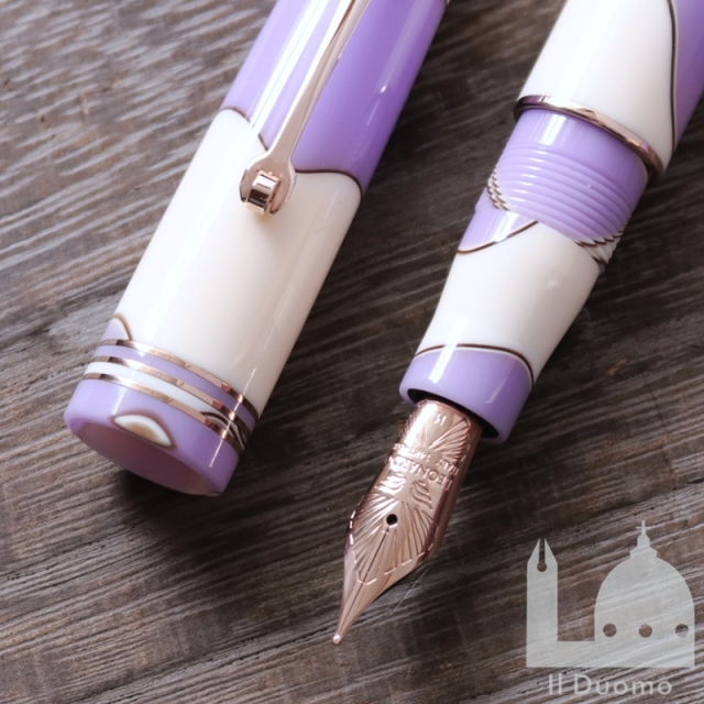 レオナルド モーメントゼロ ヌヴォラ ライラック 万年筆 (14Kニブ