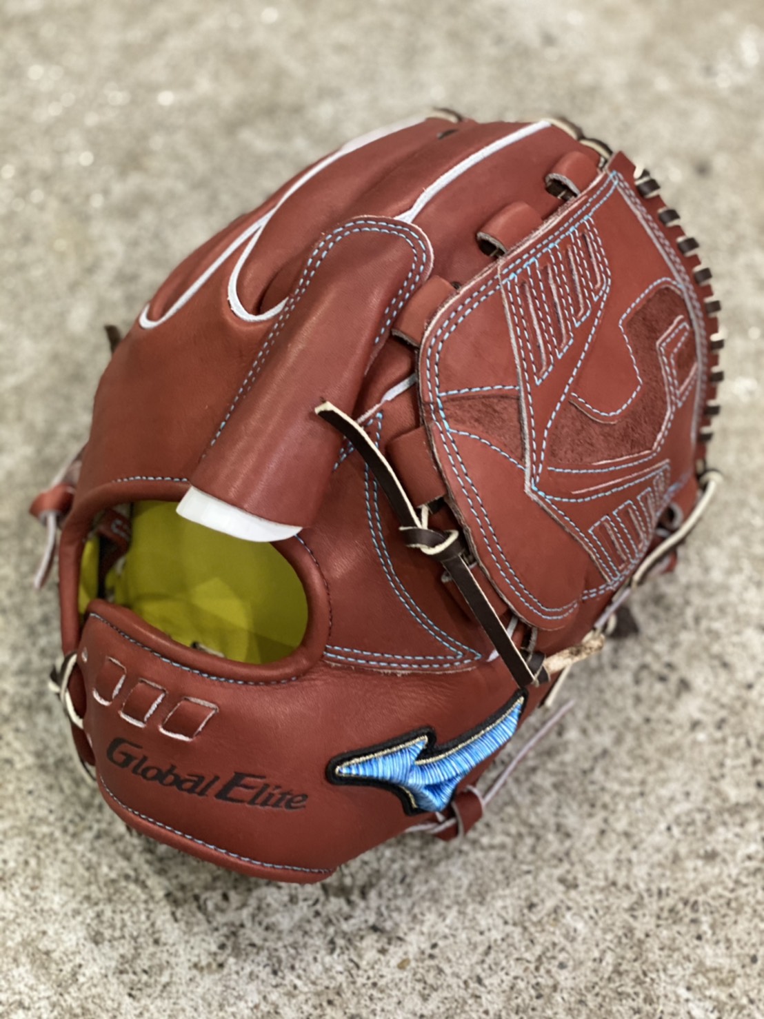 ご*。様 ダイバーシティーブルー 投手用グローブ 限定品 ミズノプロ