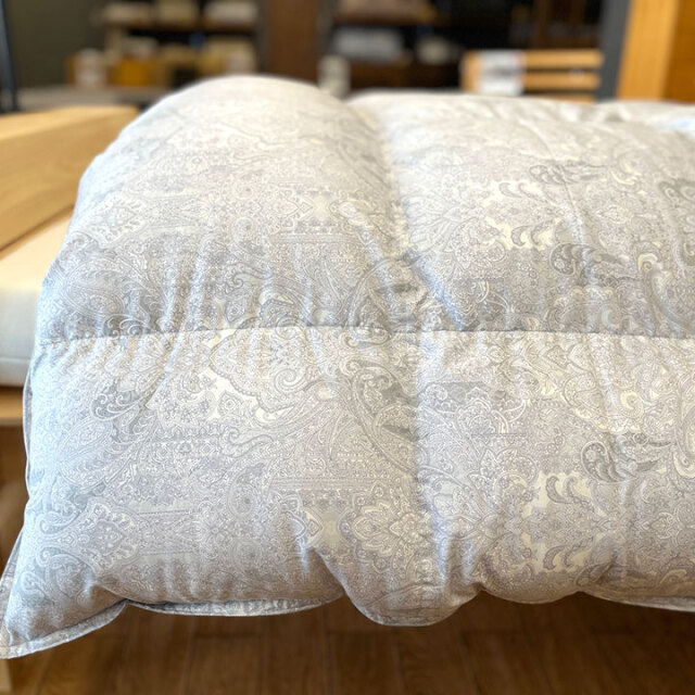 西川のFITLABOブランド最高品質羽毛ふとん。「西川ダウン」を使った