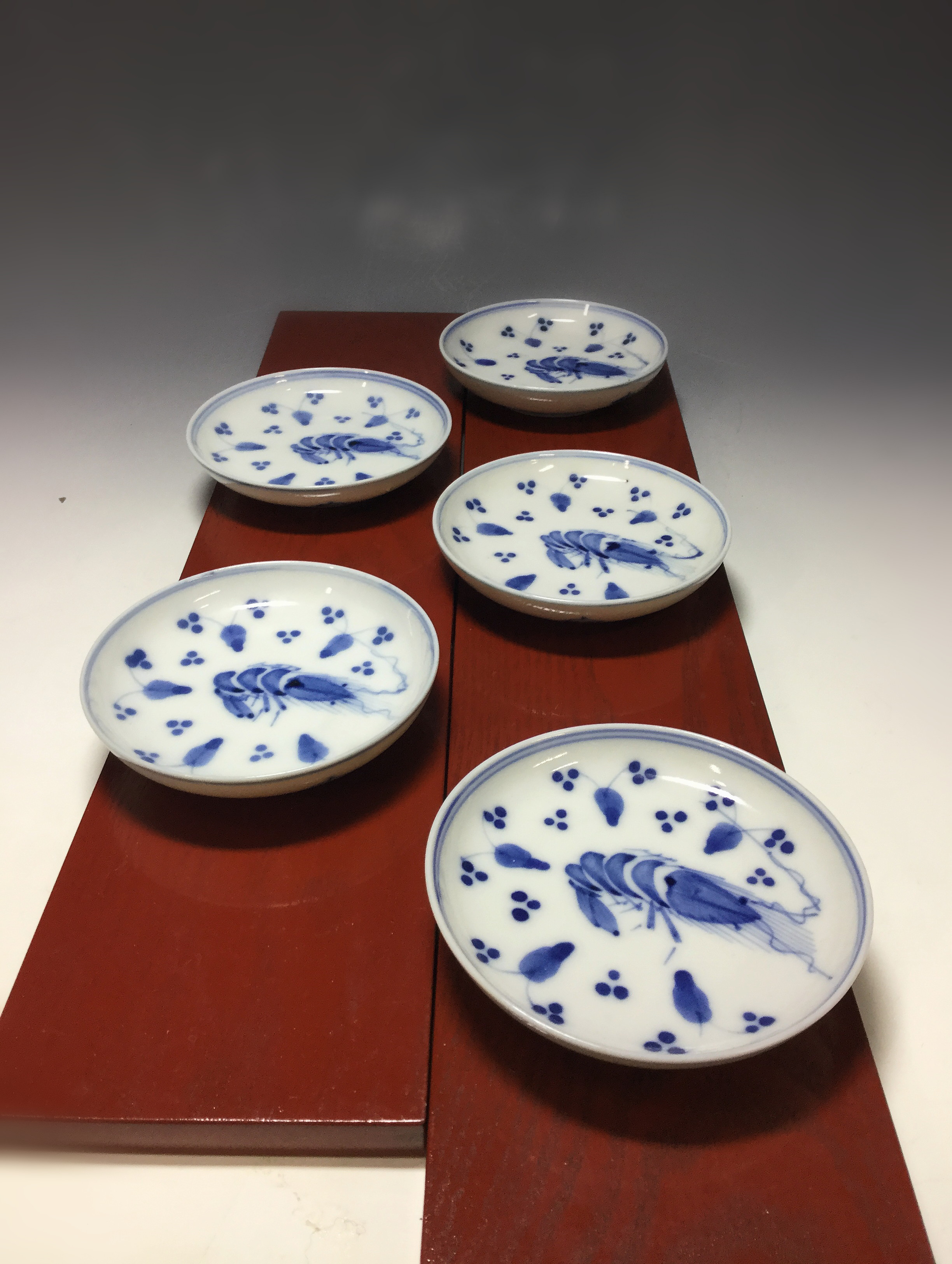 古染付　李朝　古玩　蝗の図　中皿　１客 古染付 李朝 古玩 蝗の図 中皿 1客 李朝 古染付 白磁 古玩