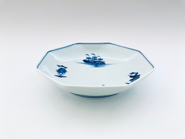 三人異人と帆船 正八角6寸皿 しん窯青花