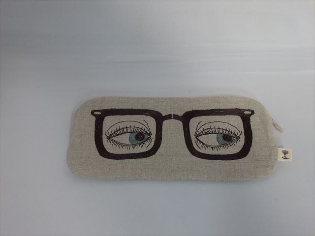 コーラル＆タスク(Coral&Tusk)「メガネと目の刺繍」ポーチ（リネン裏地