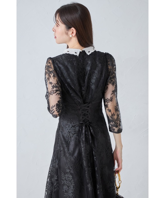 取り外し可能な立体フラワー襟付きレースワンピース