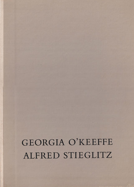 古書古本 Totodo：GEORGIA O'KEEFFE A PORTRAIT BY ALFRED STIEGLITZ