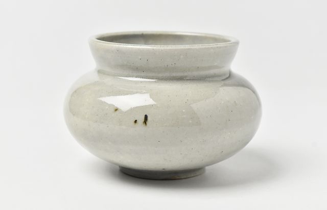 日高伸治 42B 青白磁小壺 ｜ 暮らしのうつわ花田 和食器 通販