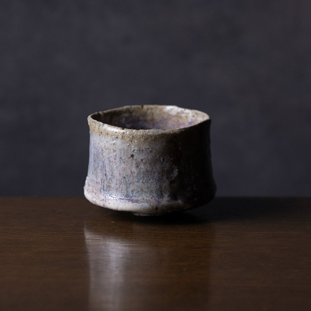 共箱付 | 蛇式唐津ぐい呑 (MS-099) 作家 「清水万佐年」