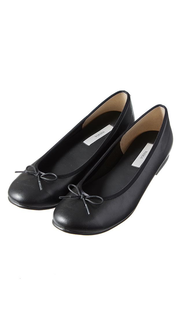 歩きやすさを追求したママのためのバレエシューズ